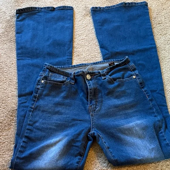 Classic Blue Women's Flare Jeans - Picture 3 of 5